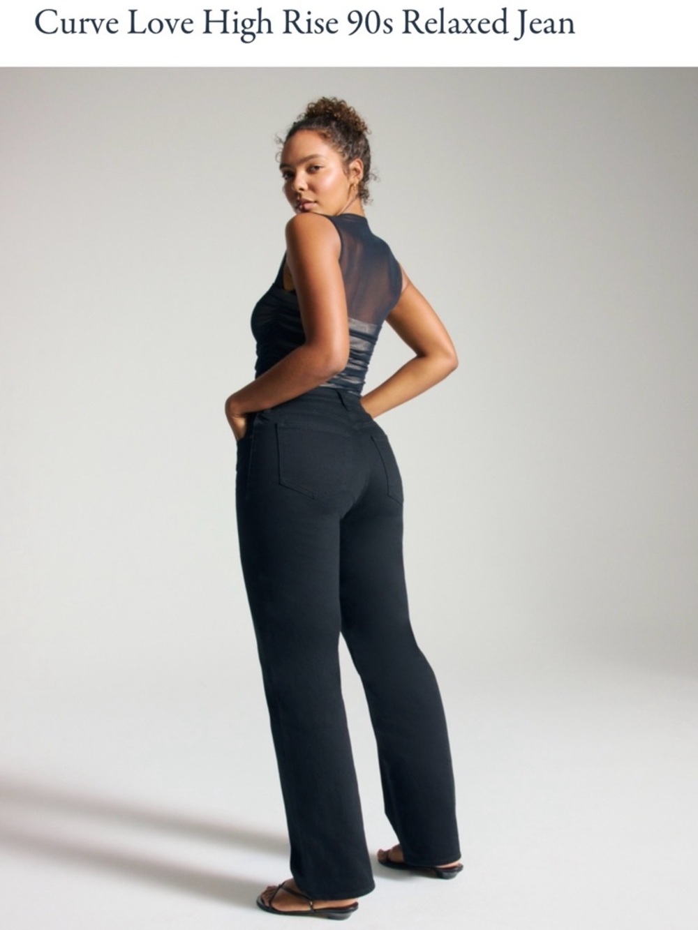 Abercrombie - Curve Love High Rise 90s Relaxed Jean. Size: 27 extra long. Black. - Picture 3 of 3